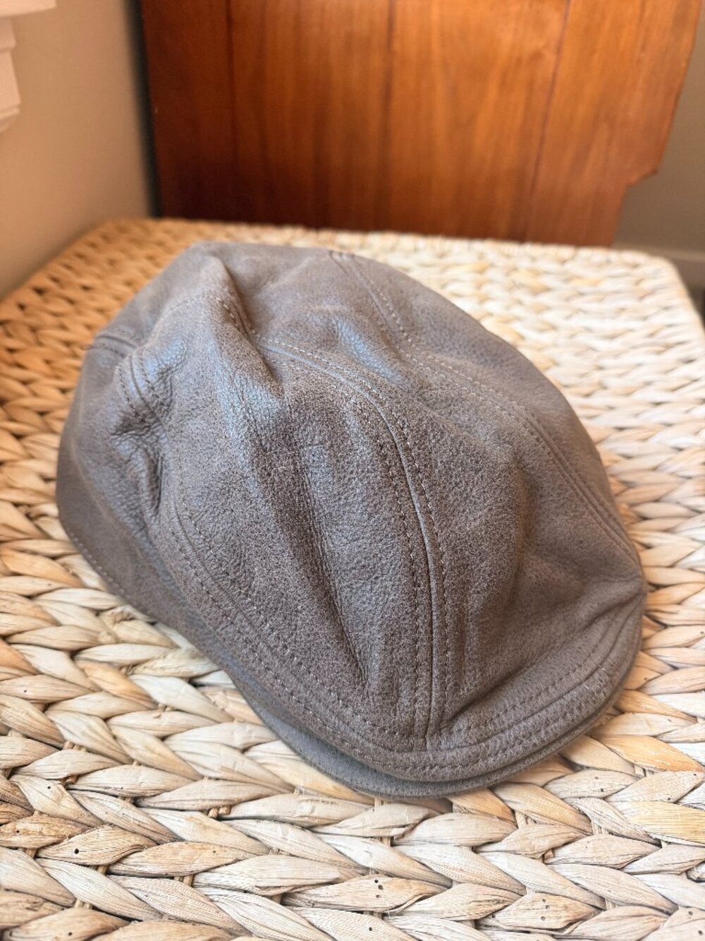 Stetson Genuine Leather Newsboy Driver Cap Brown Made In USA L/XL Ivy Flat Cap